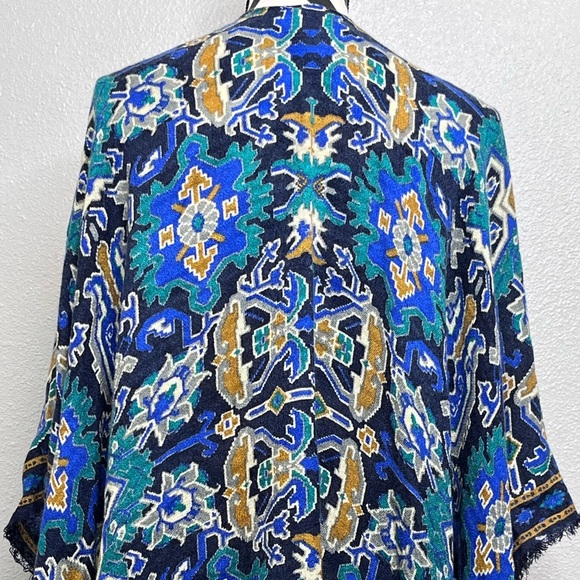 Theodora & Callum Boho One Size Open Front Tassel Shawl Kimono - Picture 6 of 11